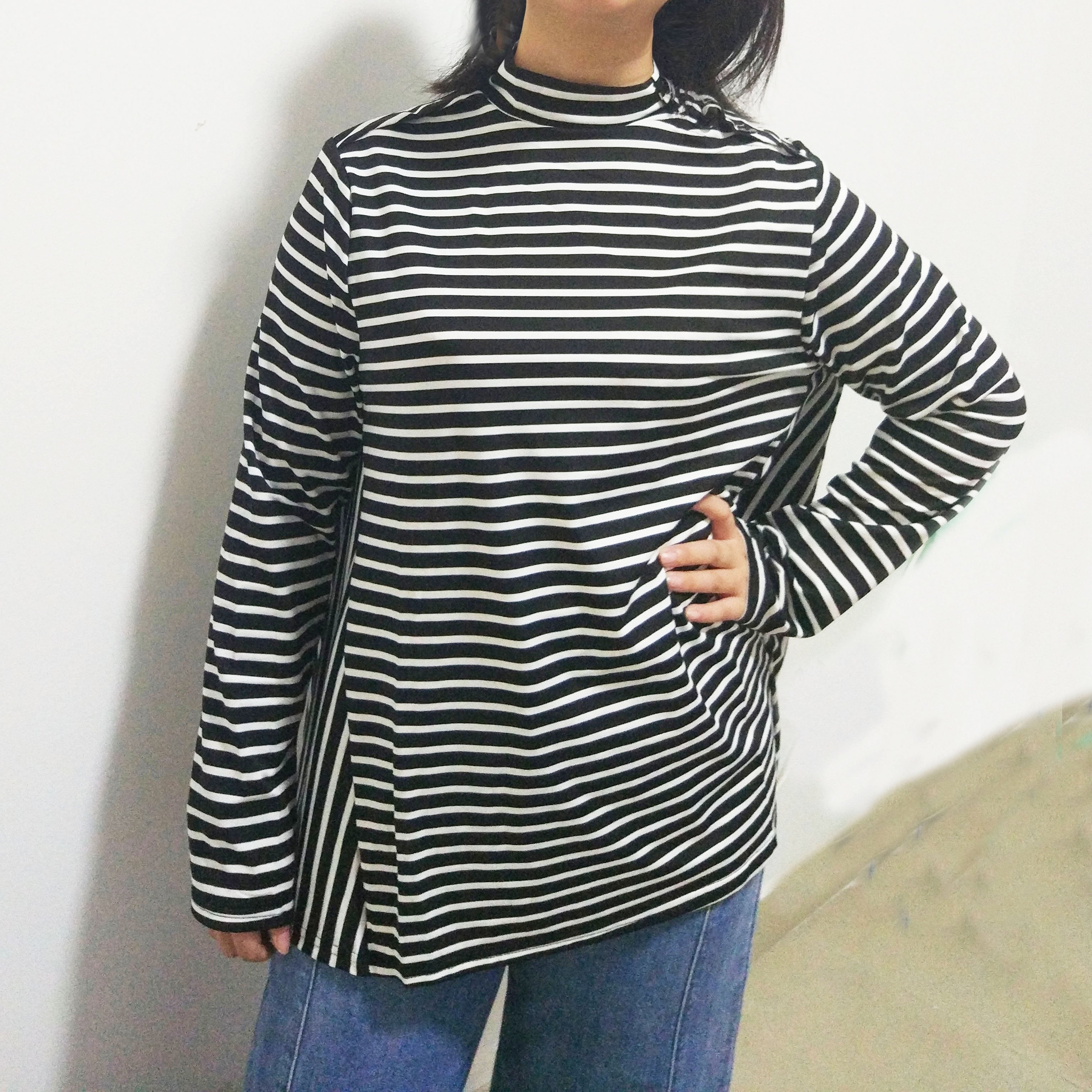 Women's Autumn Blouse Asymmetrical Loose Pattern V-Neck Long Sleeve T-Shirt